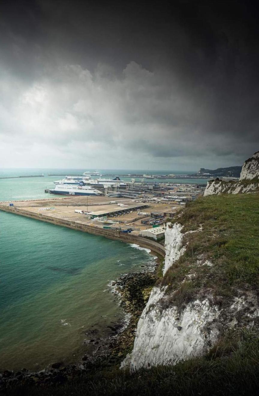 D & A Short Breaks - St Margarets Bay, Dover Saint Margaretʼs at Cliffe Exterior foto
